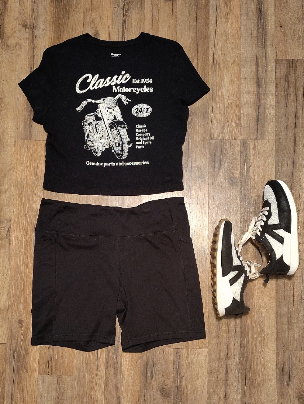 No Boundaries Classic Motorcycle Black Graphic Tee